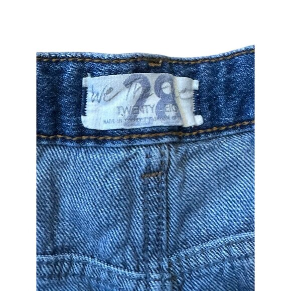 Free People We Free Jesse Carpenter Cutoff Jean Shorts Button Denim Frayed Sz 28 - Picture 2 of 8